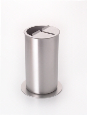 Stöckel Tortenmesser Abstreifbehälter Tischmodell | Modell 25