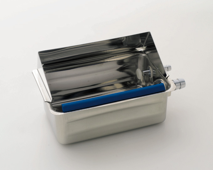 Stöckel Standspüle 13 für 3 Portionierer mit Wasserdurchlauf